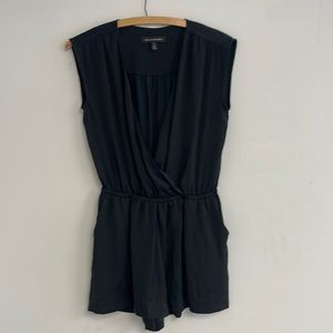 Women’s banana republic black romper